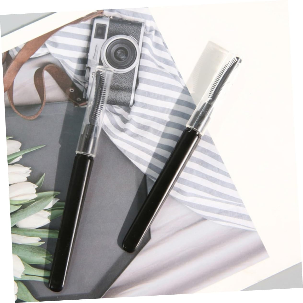 12Pcs Portable Eyelash Brush for Women Soft Silicone Eyelash Makeup Tool for Natural Application and Grooming Performance for Makeup Enthusiasts
